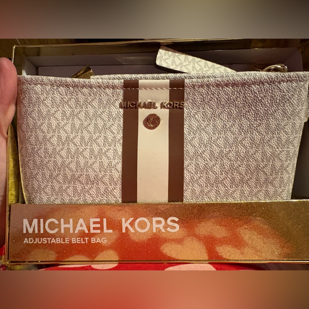 Michael Kors adjustable belt bag